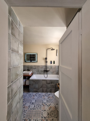 Bathroom 5, Villa Nicole