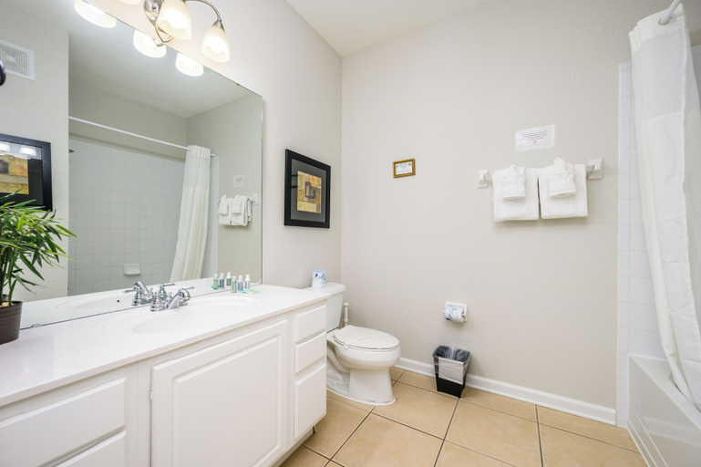 Bathroom 5, Epic Universe Premium Lake View Condo, Vista Cay - 1002, Orange