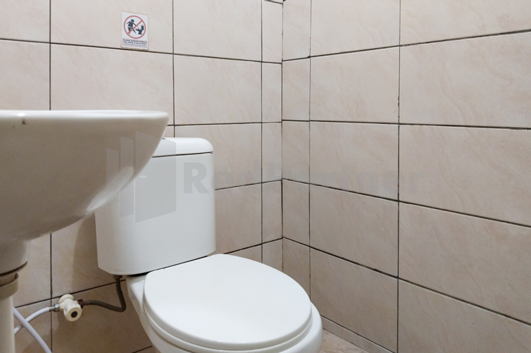 Bathroom 4