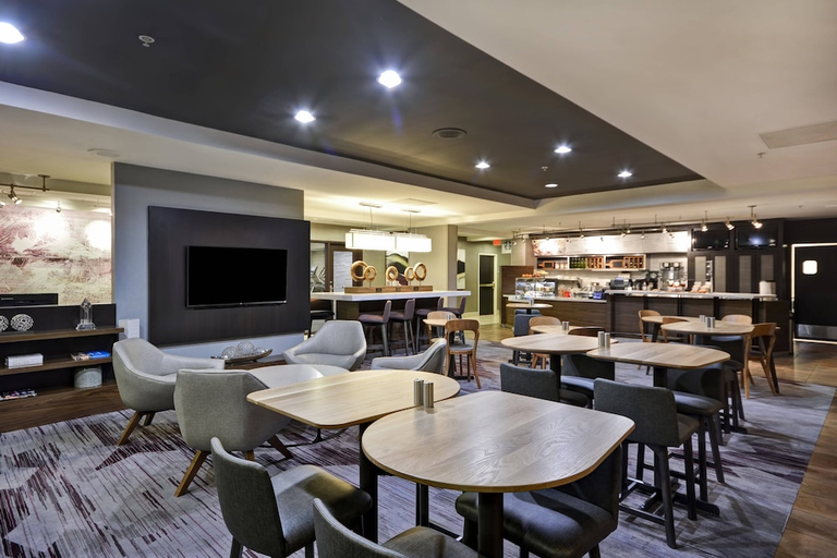 Food & Drinks 4, Courtyard by Marriott Dalton, Whitfield