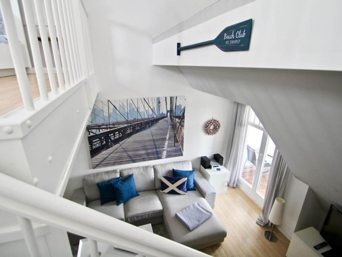 Living area 3, Nice Apartment With Wifi, Rostock