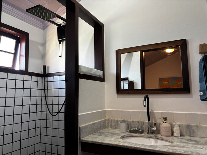 Bathroom 4, Casa Sal, Parati