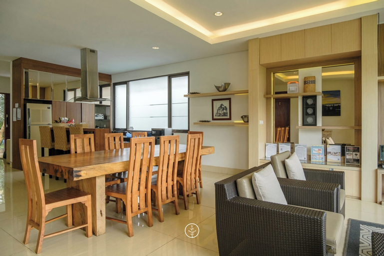 Food & Drinks 5, Tulip Hill View 5BR Villa With a Private Pool, Bandung