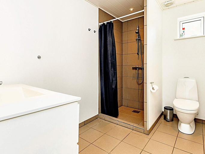 Bathroom, 8 Person Holiday Home in Vaeggerlose, Guldborgsund