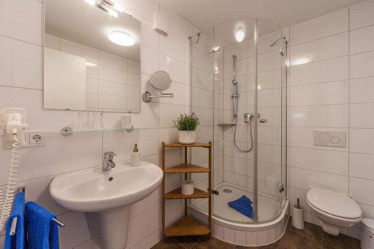 Bathroom, Seehotel BelRiva, Bodenseekreis