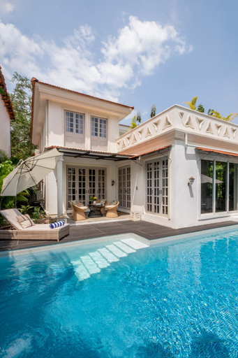 Swimming pool 2, LohonoStays Castello Villa 1, North Goa