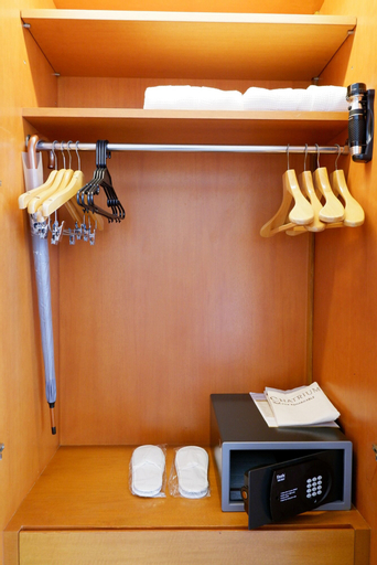 Amenities 23