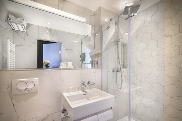Bathroom 5, Imperial Heritage Hotel, Valamar Collection, Lopar/Supetarska Draga