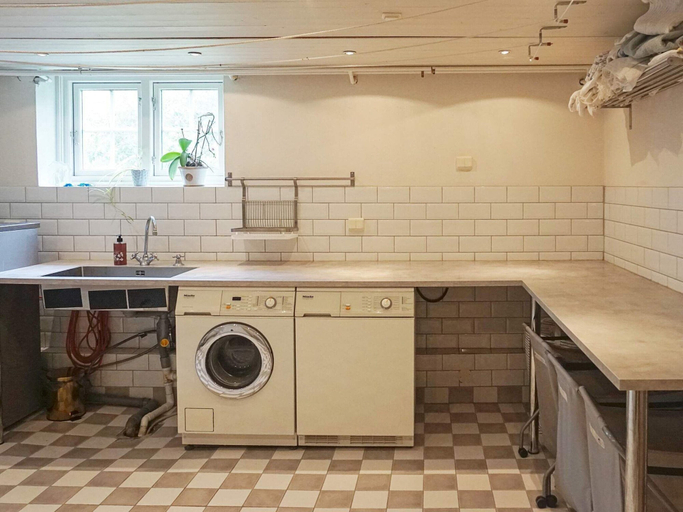 Private kitchen 2, 4 Star Holiday Home in Djursholm, Danderyd