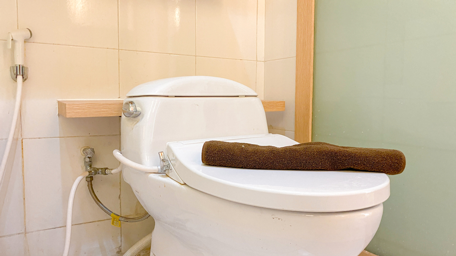 Bathroom 6