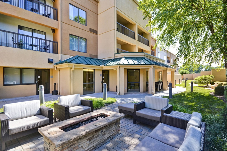 Exterior & Views 1, Courtyard by Marriott Dalton, Whitfield