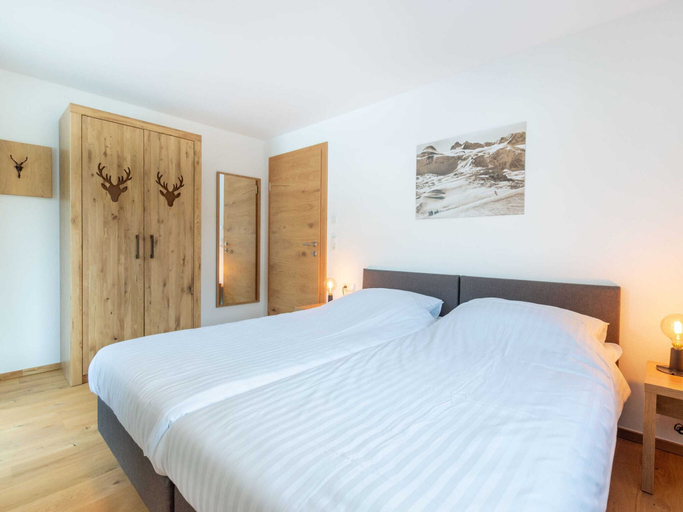 Bedroom 2, Chalet in Neukirchen near Ski Slopes, Zell am See