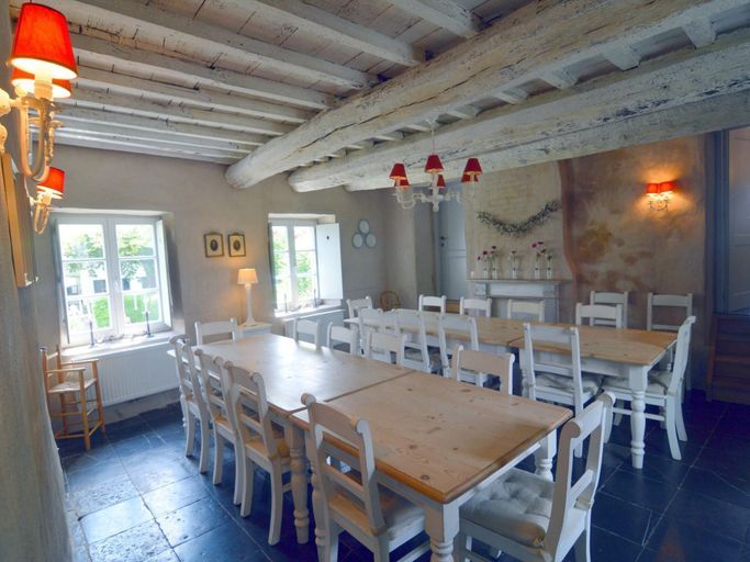 Food & Drinks, Elegant Estate Stay, Maredsous, Namur