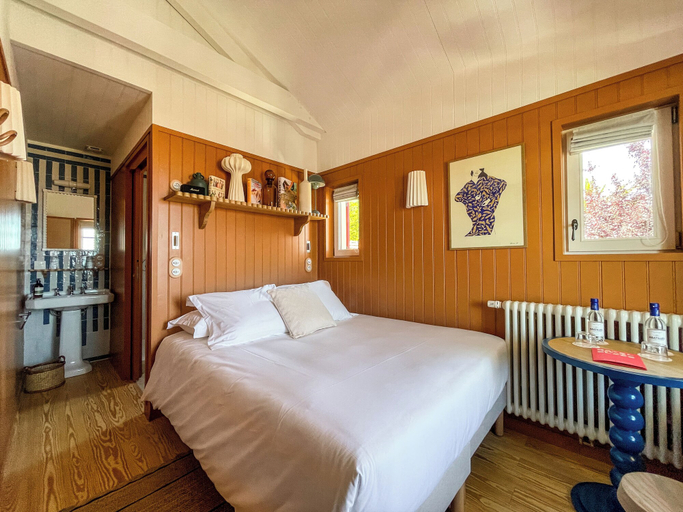 Bedroom 4, Hôtel de la Plage, Gironde