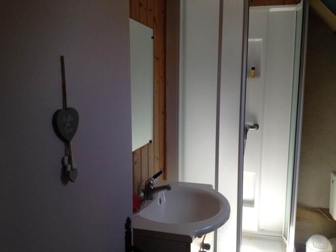 Bathroom 2, Gites calmes ecologiques, Morbihan