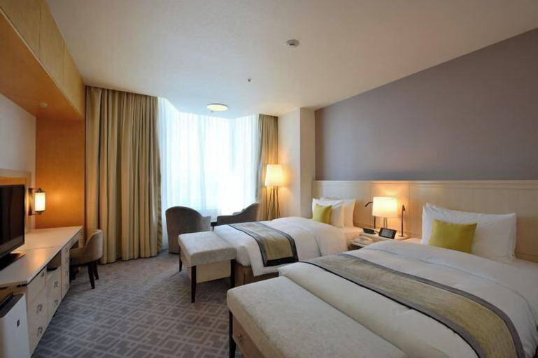 Bedroom 12