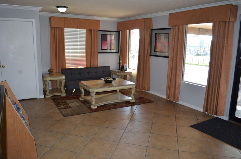 Others 5, Super 8 Copperas Cove, Coryell