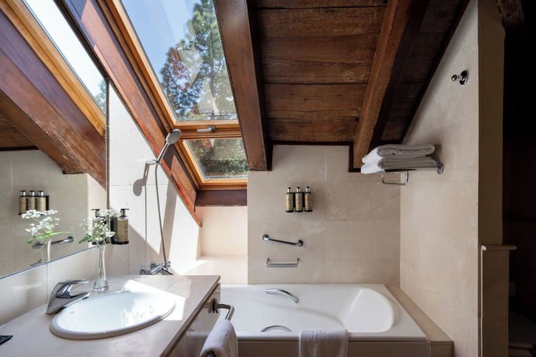 Bathroom 5, Parador de Cruz de Tejeda, Las Palmas