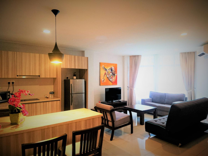 Dining Room 10