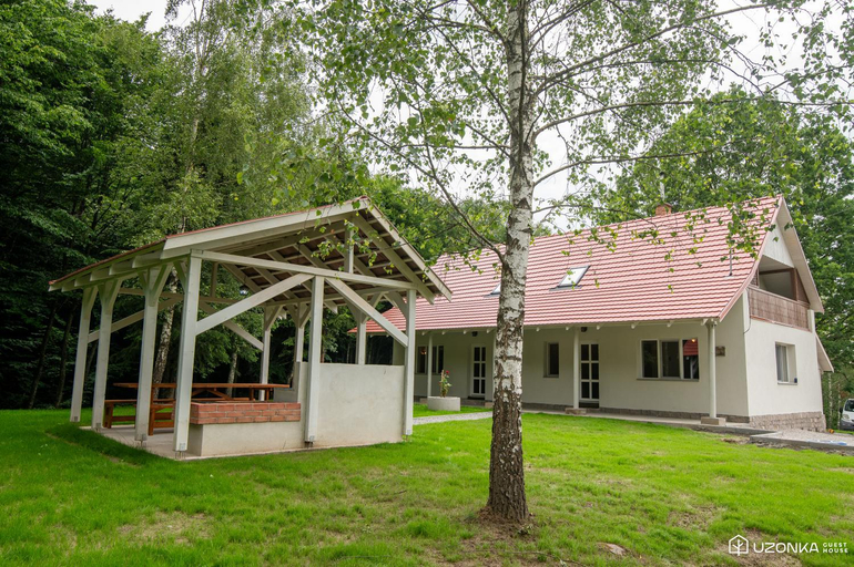 Others 5, Uzonka Guesthouse, Batanii Mari