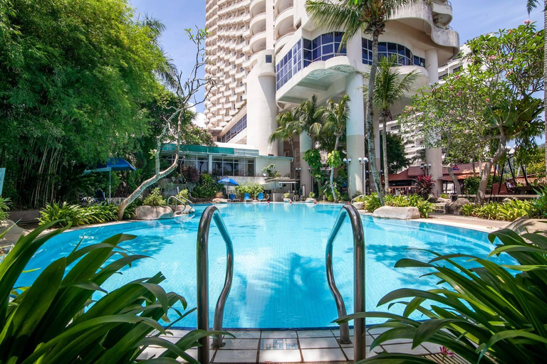 Sport & Beauty 2, Rainbow Paradise Homestay @ Tanjung Bungah, Penang Island