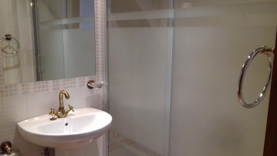 Bathroom 4, La Breña Casa Rural, Cáceres