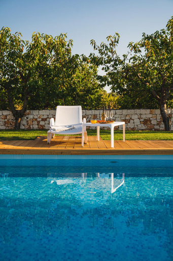 Others 2, Olea Relais, Bari