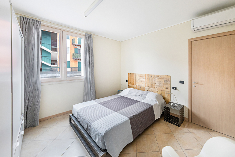 Bedroom 3, Appartamento in Villa Beatrice PT7, Brescia