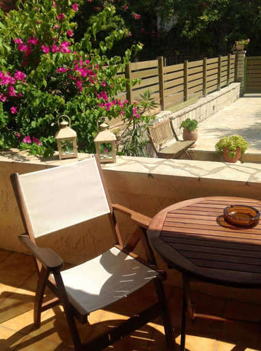 Others 3, Romanos apartments, Ionian Islands