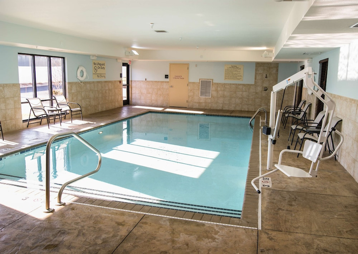 Sport & Beauty 5, Hampton Inn by Hilton Dayton South, Montgomery