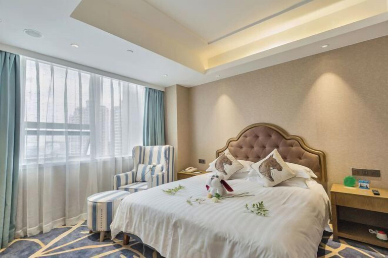 Bedroom 3, Sunny Hotel, Taizhou