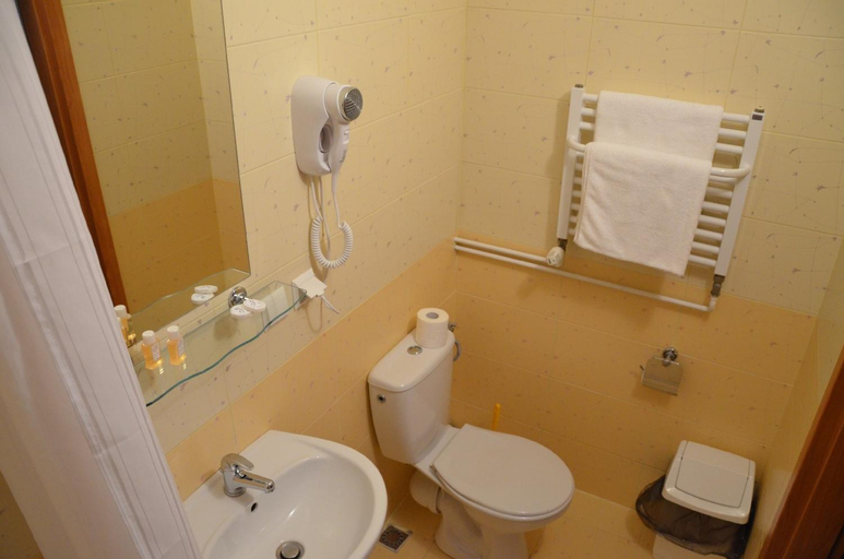 Bedroom 4, Obiekt Tatar - Uslugi Hotelarskie, Rawa