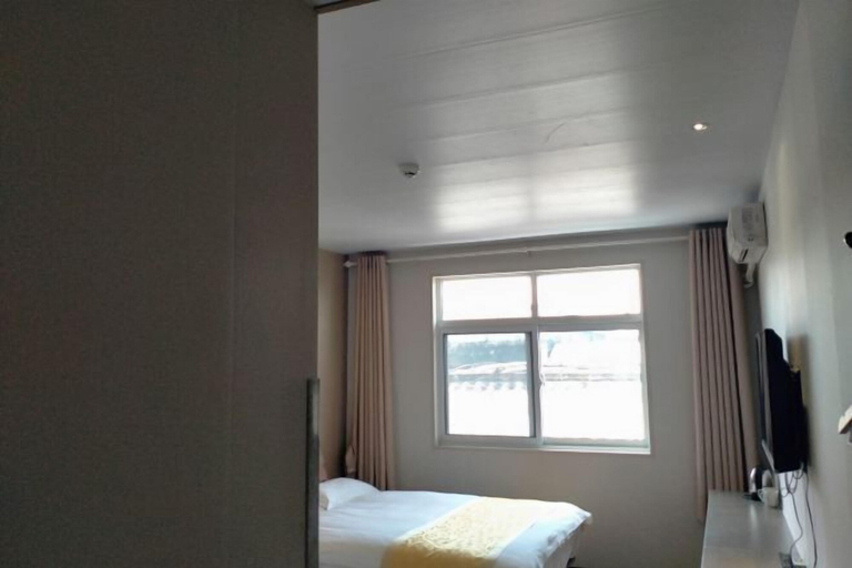 Bedroom 3, Xianju Hotel, Tai'an