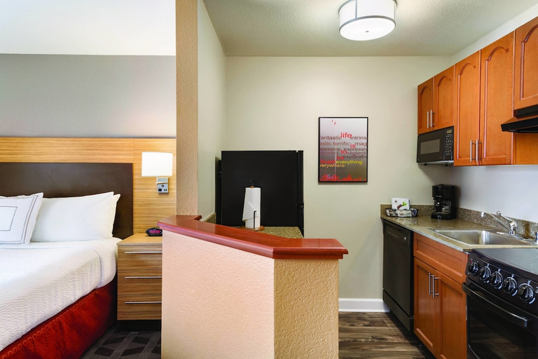 Bedroom 2, TownePlace Suites By Marriott Denver Downtown, Denver