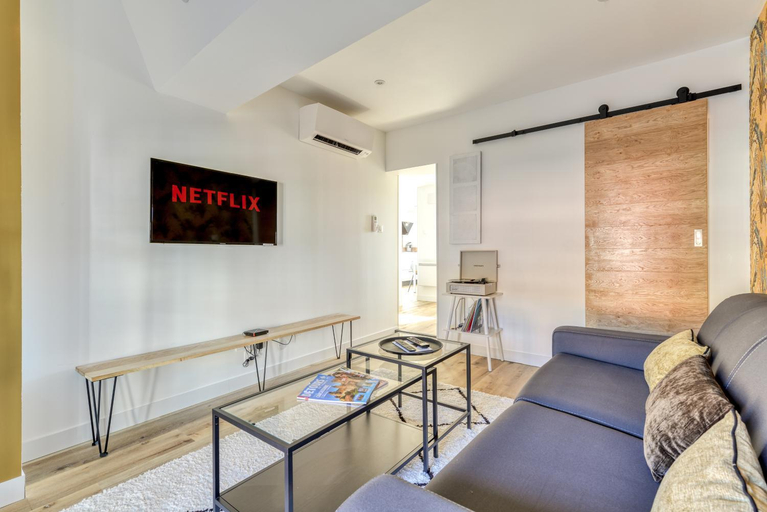 Facilities 5, Le 11 JACUZZI avec Terrasses Clim Netflix Parking, Aude