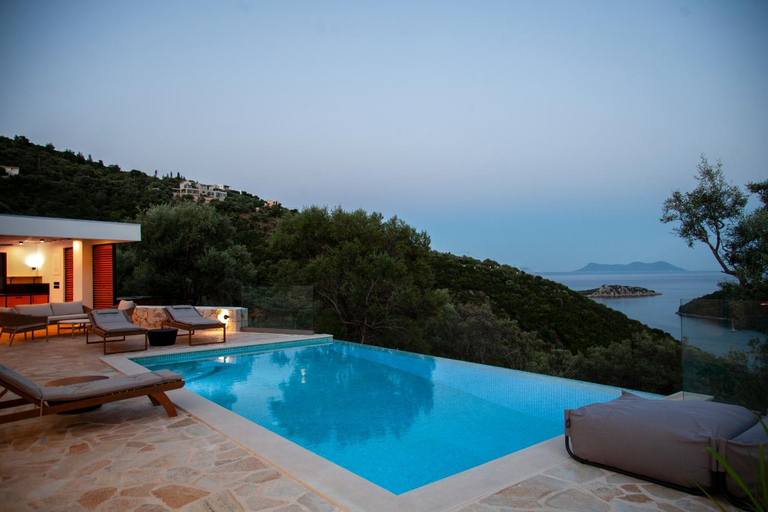 Sport & Beauty 2, Villa Dara and Todd, Ionian Islands