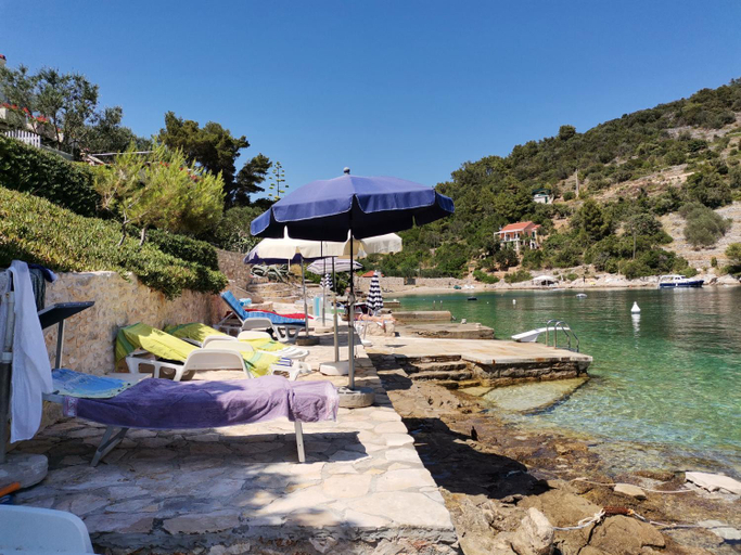 Others 5, Villa Rosa, Vela Luka