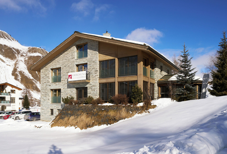 Exterior & Views, Grischuna Mountain Lodge, Inn