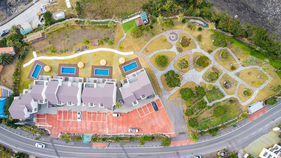 Exterior & Views 2, Jeju Badayeon Villa, Seogwipo