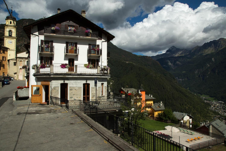 Others 5, Hotel Roseg, Sondrio
