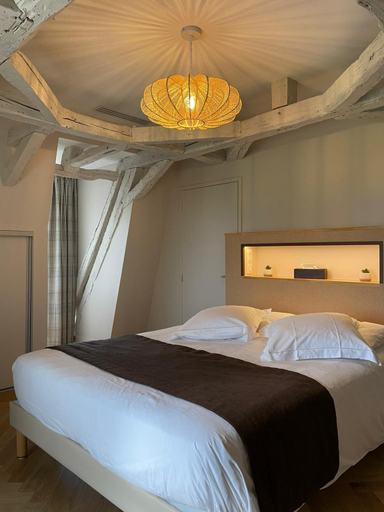 Bedroom 3, Hotel & Restaurant - Le Manoir des Cedres - piscine exterieure et climatisation, Dordogne