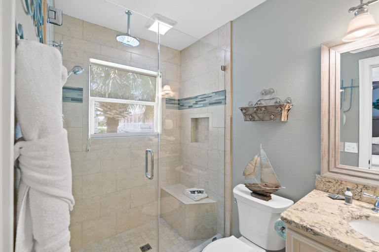 Bathroom 3, Bahama West by Panhandle Getaways, Bay