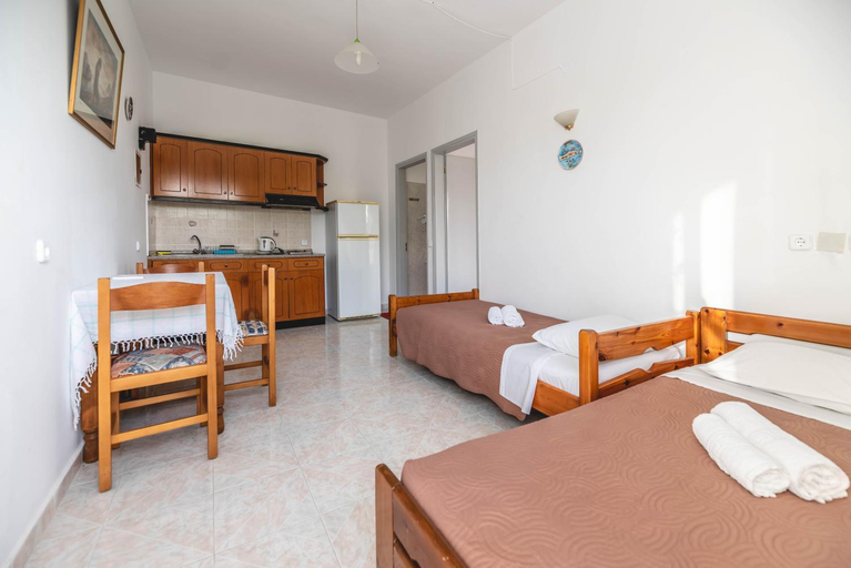 Others 2, Hotel Ikaros, South Aegean
