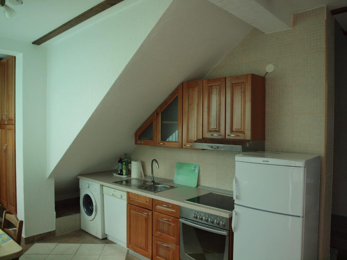 Others 5, Apartments with parking space Rogoznica - 19064, Rogoznica