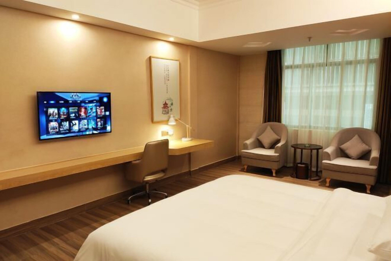 Bedroom 3, Xin Zhenhao Business Hotel, Shantou