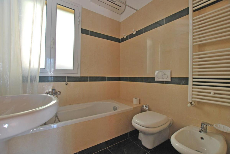 Bathroom 6