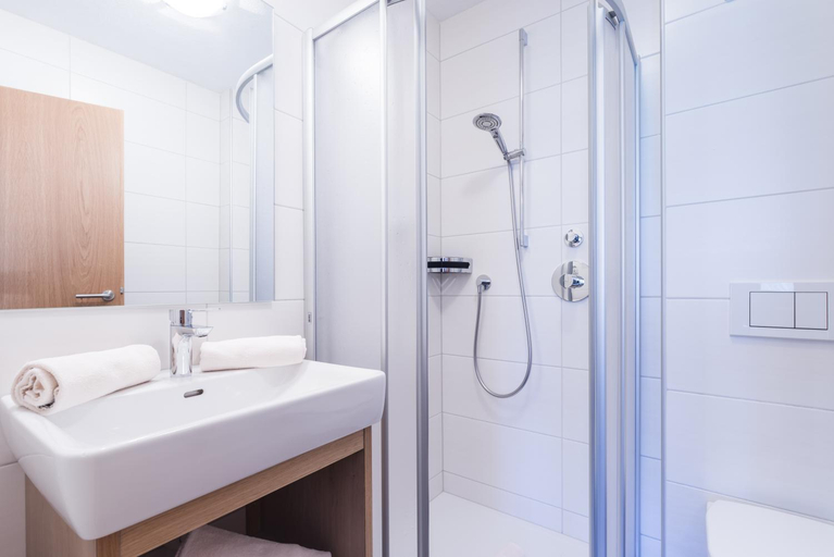 Bathroom, Venedigerblick, Zell am See