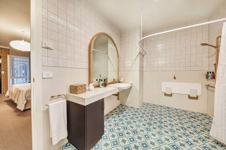 Bathroom 2