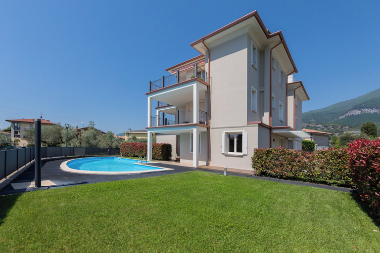 Exterior & Views, Appartamento in Villa Beatrice PT7, Brescia