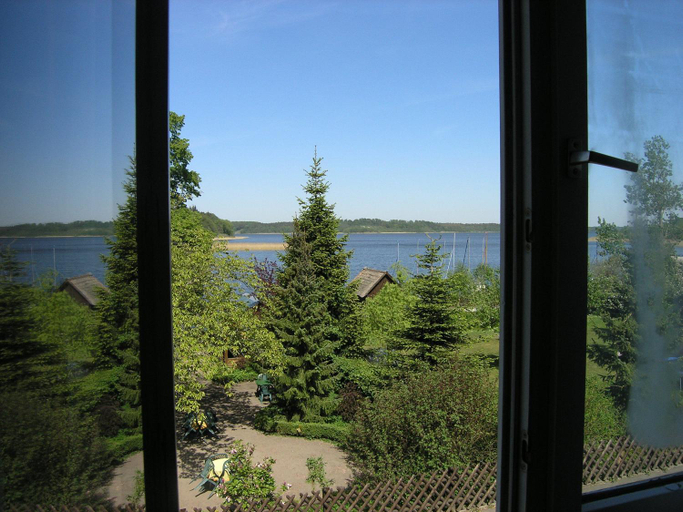 Others 2, Gasthof am See, Herzogtum Lauenburg
